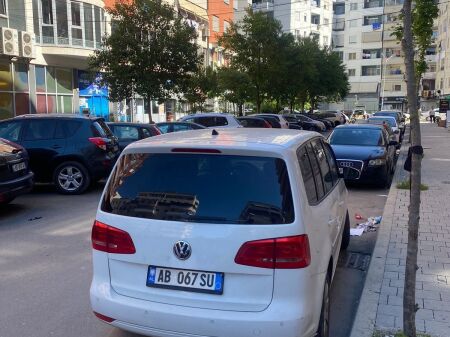 Shop for rent in Astir !