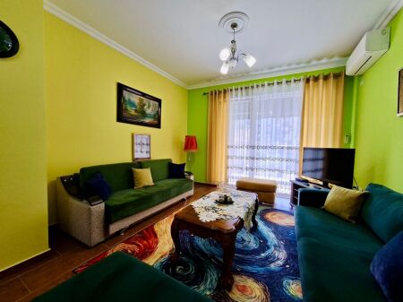 Appartamento 1+1 in affitto a 21 Dhjetori