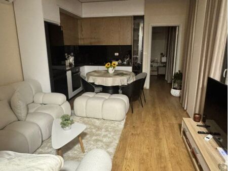 Apartament 1+1 per shitje te Kodra e Diellit 2