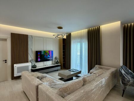 Apartament 1+1 me qira + post parkimi – Xhamllik