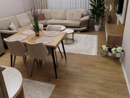 Apartament me Qera 2+1+2 – Komuna e Parisit