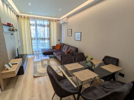 Apartment 1+1 for rent at the underpass of the Paris Commune.