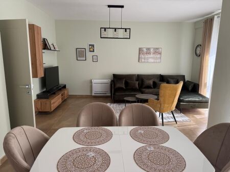 Affittasi 2+1+2 Zogu i Zi 85.000 lek