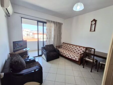 Jepet Me Qera Apartament 1+1+1 Ballkon