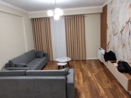 Jepet me qera 1+1 Urban Gate Astir