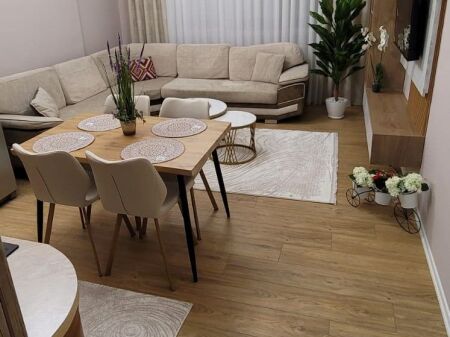 🔥Jepet Apartament 2+1 me qira te Kristal Center prane Komunes Parisit!