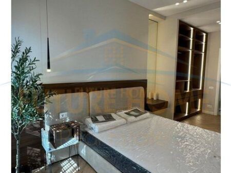 Shitet Apartament 2+1+2, Tirana Garden Building