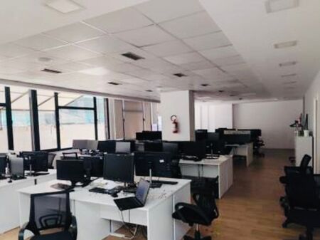 AMBJENT 400 M2 OPEN SPACE PER QIRA FARE PRANE QENDRES