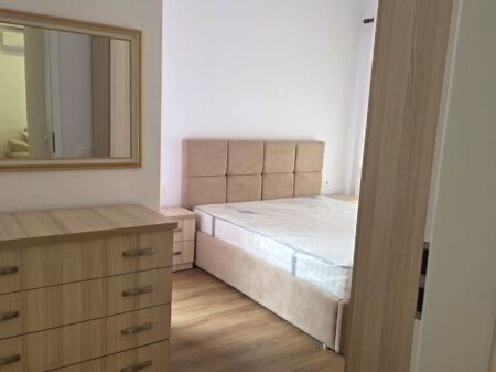 apartament 2+1 me qira tek kompleksi Mangalem