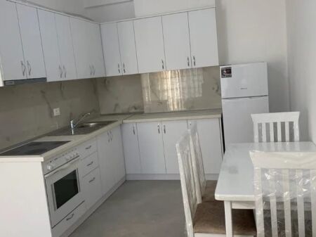 1+1,i mobiluar te vila L 2,Astir,450 euro