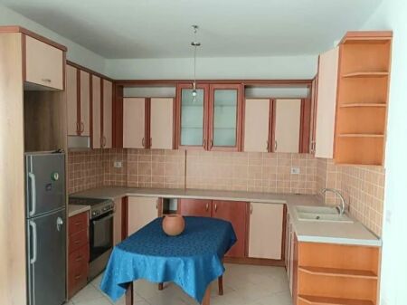 2+1,i mobiluar vizion plus don bosko,550 mije leke