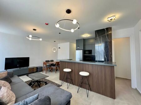 Apartament me qera 2+1+Parkim Liqeni i Thate