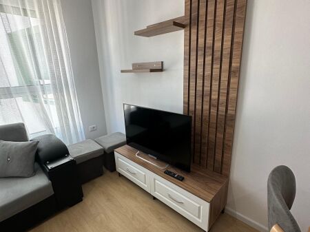Appartamento in affitto 1+1 Residenza Kadiu Ali Demi 45.000 lek