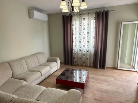 Super 2+1 in Affitto a Astir