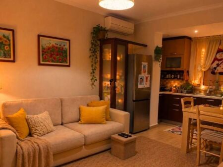 APARTAMENT ME QERA 2+1 MINE PEZA 60.000 LEKE