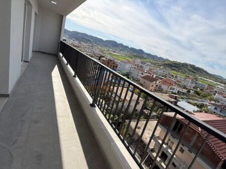 Shitet, Apartament 2+1+2+Post Parkim, Kombinat