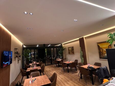 Bar Kafe-Restorant-Piceri me qera tek Liqeni i Thate (ID BL2188) Tirane