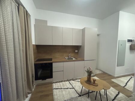 Fresk, jepet me qira garzionere. 350 Euro