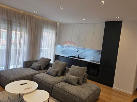 Apartament 1+1 me qira tek Kompleksi Delijorgji