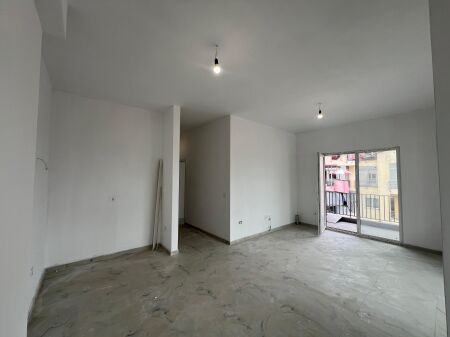 Apartment 2+1+2 “Laprakë” for sale, Tirana