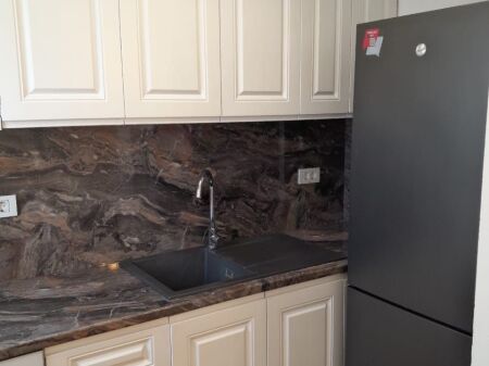 3+1, parzialmente arredato per abitazione o ufficio, mine peza, 750 euro