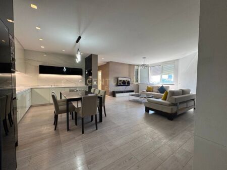 🏡 Jepet me qira apartament 2+1+2 pranë Shkollës së Baletit