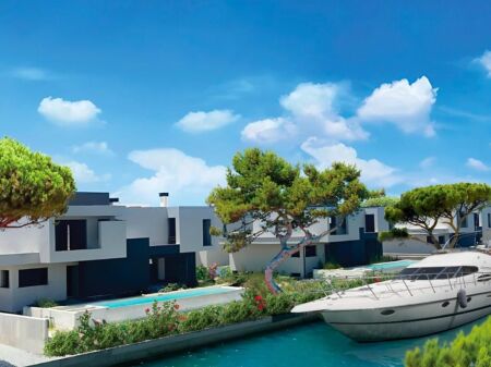 🌊 Shitet Vilë Individuale Luksoze T1 në Turquoise Marina, Hamallaj – Investim Ekskluziv Bregdetar