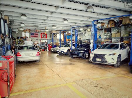 FOR SALE AUTOMOTIVE REPAIR SHOP 740M2 " MZEZ, NEAR TOP CHANNEL" 15000 EURO