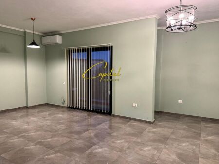 ZYRE ME QIRA 70 M2 KOMPLEKSI FARMACIA 10 50.000 LEKE