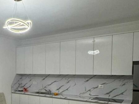 Appartamento in affitto 1+1+parcheggio a Shkoze