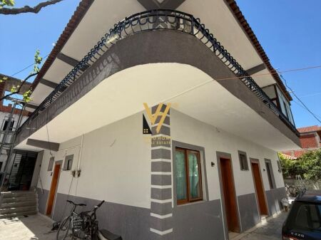 VENDESI CASA SU DUE PIANI A ASTIR 700.000 EURO