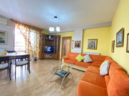 Apartament 2+1+2 Ne  Shitje ,Myslym Shyri