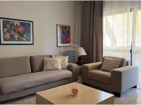 Apartament - Për Qira - Liceu Artistik, Tiranë