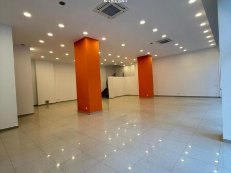 Negozio In Affitto Presso Complesso Delijorgji ( ID BD21893) Tirana