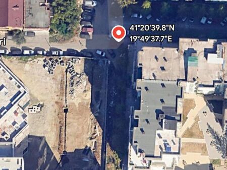 🏬 Ambient tregtar në shitje pranë Rrugës 5 Maji – 63 m²