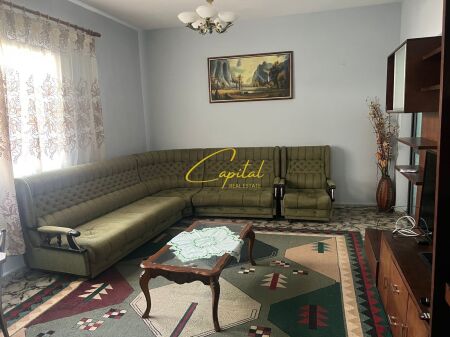 VILE ME QIRA 200 M2 FRESKU 50.000 LEKE