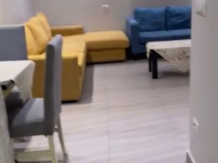 🏡 Garsoniere me qira  📍 Zona: Yzberisht💰 Çmimi: 35,000 lekë / muaj