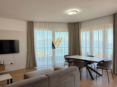 JEPET APARTAMENT 2+1+2+BLK ME QERA NE VLORE 1.500 EURO