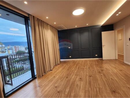 Apartment 2+1 for rent at Lake View