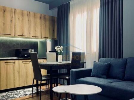 Affitto, Appartamento 2+1+2, Giardino Botanico, Tirana.