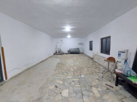 Rent | Magazinë | Shkolla Bashkuar | 300 €/month