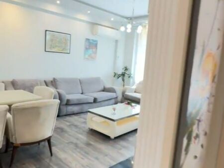 Vendesi in vendita 2+1 vicino allo Zoo