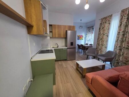 APARTAMENT 1+1 ME QERA - RR. ALI DEMI, TIRANE