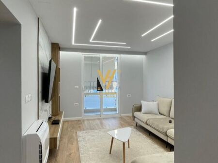 JEPET APARTAMENT 1+1+BLK ME QERA TE BLLOKU 80.000 LEKE