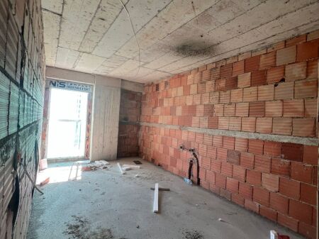 APARTAMENT NE SHITJE 2+1+2 OKAZION PORCELAN RRETHI KLANIT