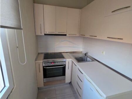 Shitet, Apartament 1+1, Unaza e Re, Tiranë.