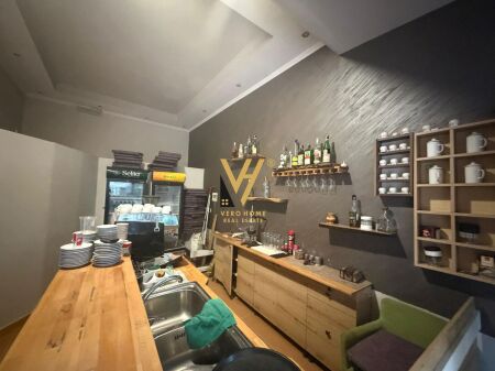 JEPET AMBIENT BIZNESI 90 M2 ME QIRA NE LAPRAKE 1.150 EURO