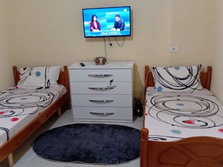 GARSONIERE ME QERA 43M2 21 DHJETORI 30.000 LEKE FH-71441