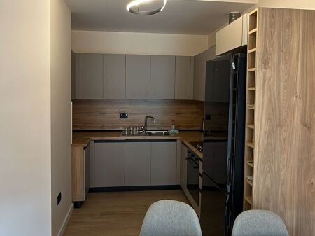 🏡✨ Appartamento 2+1 in Affitto – Complesso Delijorgji, Tirana ✨🏡