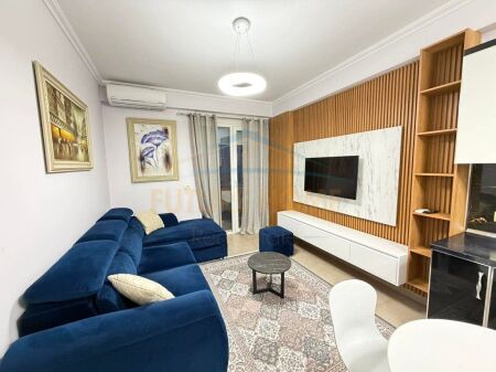 Shitet, Apartament 1+1, Unaza e Re